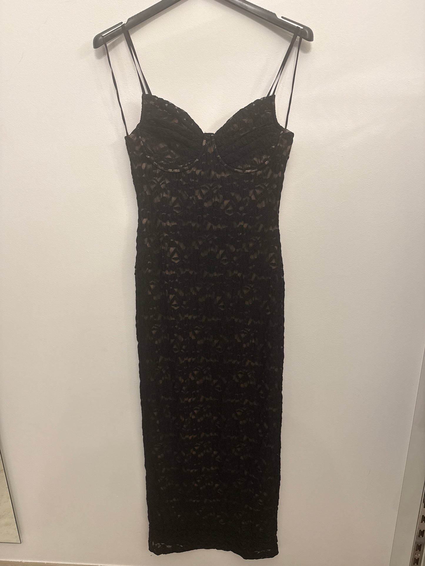 Abito pizzo Rossella